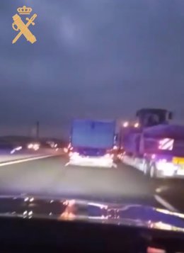 Detenido el conductor de un camión robado tras una persecución por la A-3 y la A-7