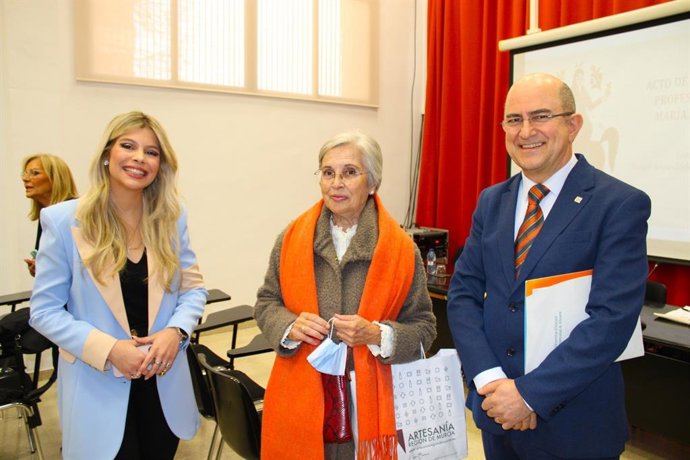 Arabistas de distintas universidades españolas homenajean en Lorca a la profesora María Arcas Campoy
