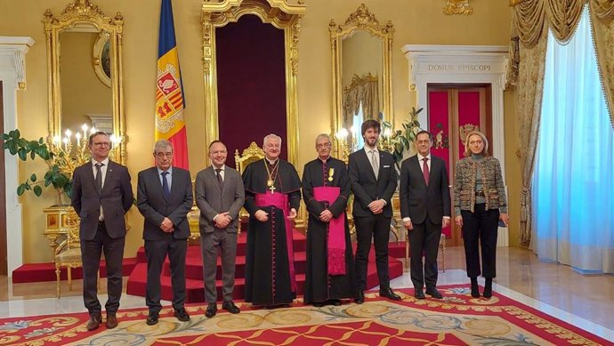 Espot y Vives durante el acto