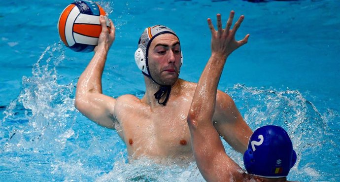 Bernat  Sanahuja Carne of Spain strikes at goal during the Quarter final match between team Spain (white cap) vs. Team Romania (blue cap) of the European Men  Water Polo Championship 2024 at SP Mladost Pool in Zagreb (Croatia), January 12th, 2024.