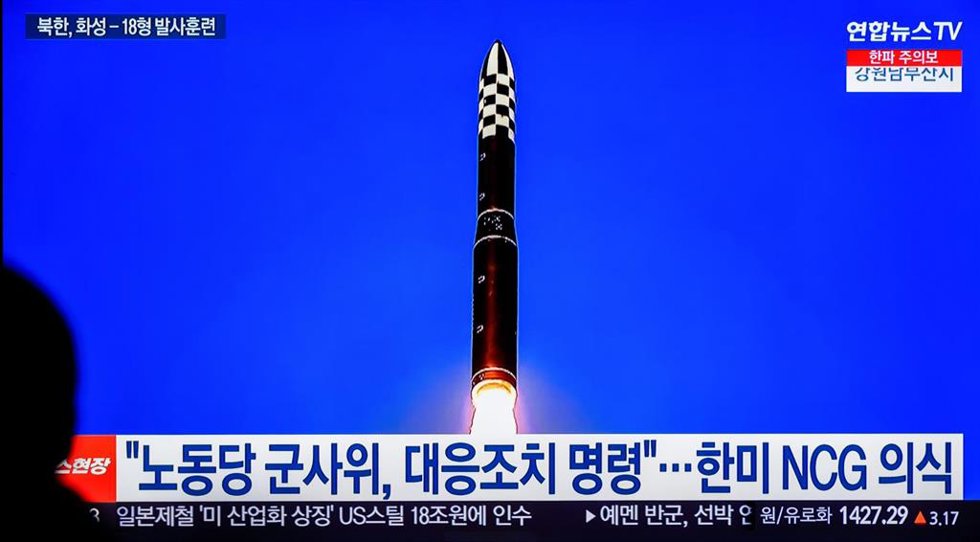 Archivo - Lanzamiento de misil balístico por parte de Corea del Norte