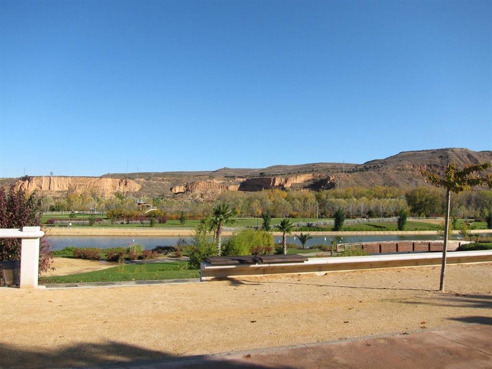 Archivo - Parque De La Ribera De Logroño