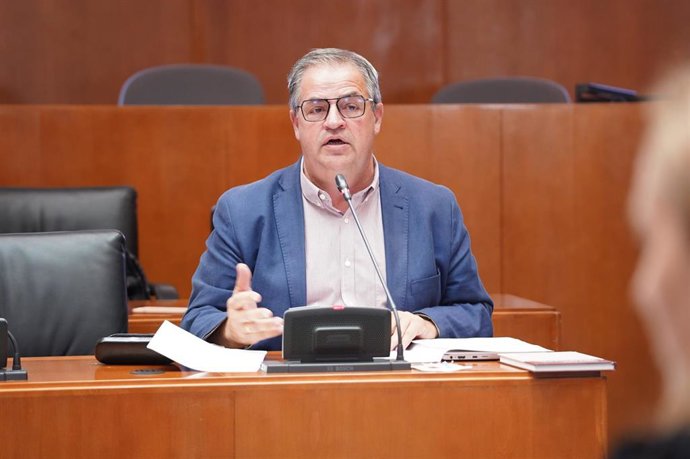 Archivo - El diputado del PP Jesús Fuertes.