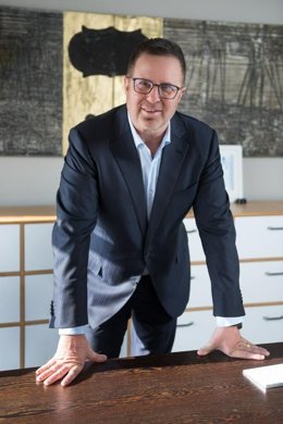 Ran Poliakine, Founder and Chairman, SIXAI