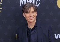 Oppenheimer se impone a Barbie en unos Critics Choice Awards que coronan a Succession, The Bear y Bronca