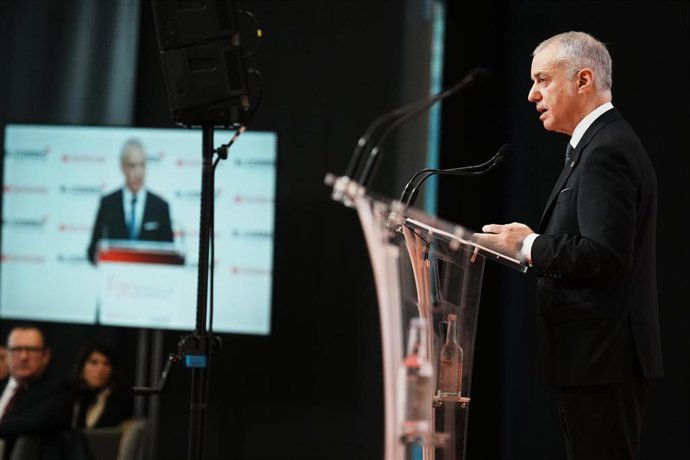 Archivo - El Lehendakari, Iñigo Urkullu, interviene durante unas jornadas organizadas por el diario El Correo, en el palacio Euskalduna de Bilbao, a 4 de diciembre de 2023, en Bilbao, Vizcaya, País Vasco (España).