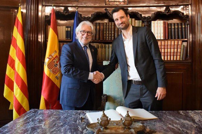 El presidente de Foment del Treball, Josep Sánchez Llibre, y el presidente de Henkel Ibérica, David Cazorla.