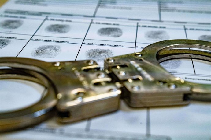 Detenido en Castellnou de Seana (Lleida) por conducir 26 km en dirección contraria por la A-2