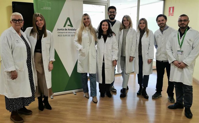 Médicos residentes de Medicina Familiar y Comunitaria del Área de Gestión Sanitaria Sur de Sevilla premiados en el 45 Congreso Nacional de la Sociedad Española de Médicos de Atención Primaria.