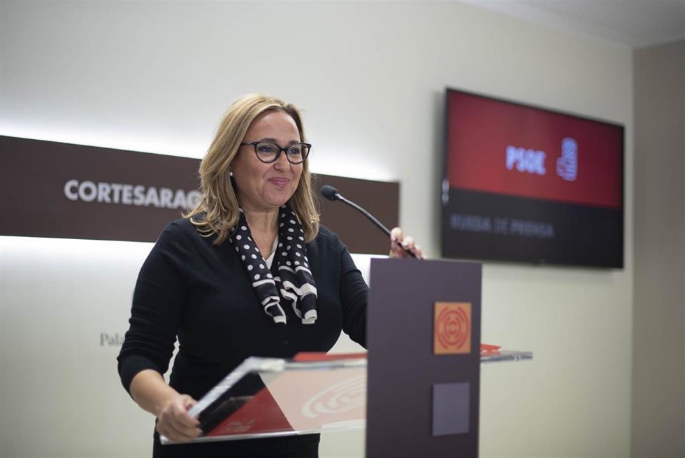Archivo - La portavoz del PSOE Aragón, Mayte Pérez.