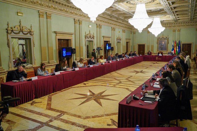 Pleno del Ayuntamiento de Huelva para la aprobación del presupuesto de 2024.