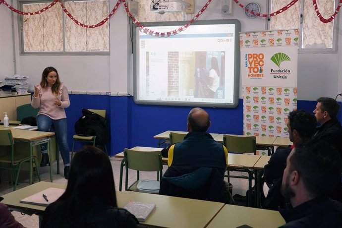 Fundación Unicaja renueva su apoyo a dos programas de prevención de adicciones de Proyecto Hombre