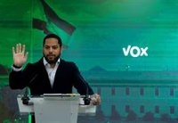 Vox acusa a Junts y ERC de "islamizar" Cataluña y augura que Sánchez no delegará inmigración: "Es otra mentira"