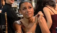 Ariana DeBose, indignada por una broma en los Critics Choice Awards: "No le veo la gracia"