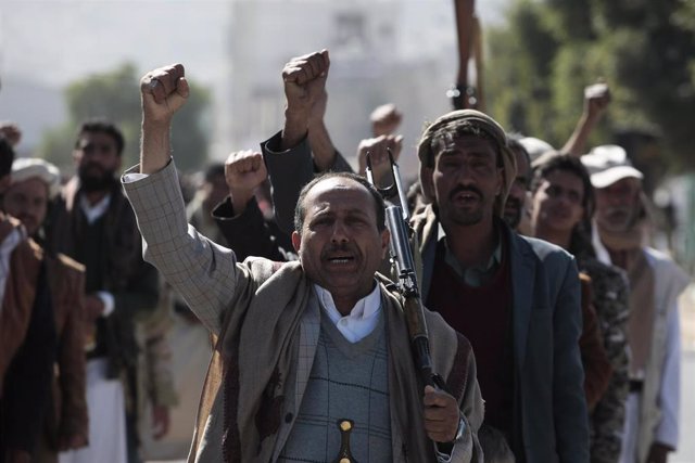 Concentración hutí en Saná, capital de Yemen, en favor del pueblo palestino.