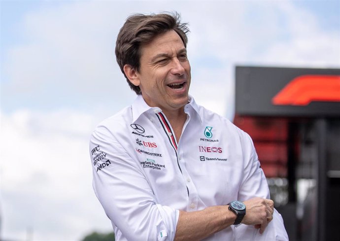 Archivo - El jefe del equipo Mercedes, Toto Wolff, en el Gran Premio de Austria 2022. 