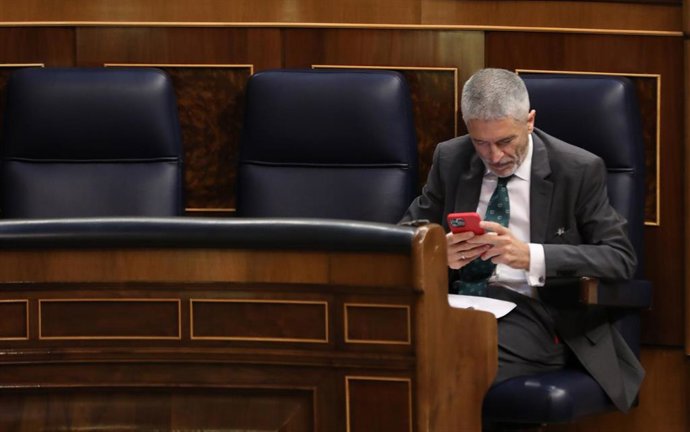 Archivo - El ministro del Interior, Fernando Grande-Marlaska, en una sesión plenaria