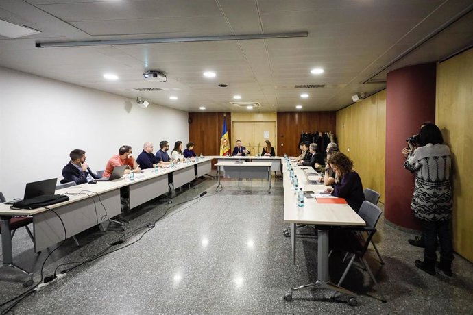 Primera reunión del pacto nacional de salud