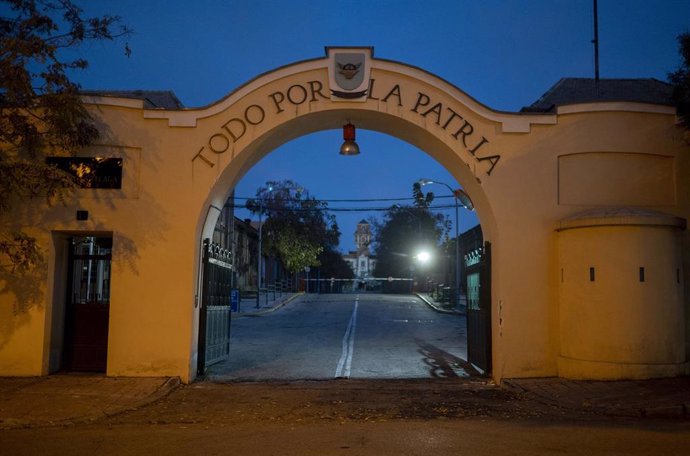 Archivo - Entrada principal del cuartel de Carabanchel