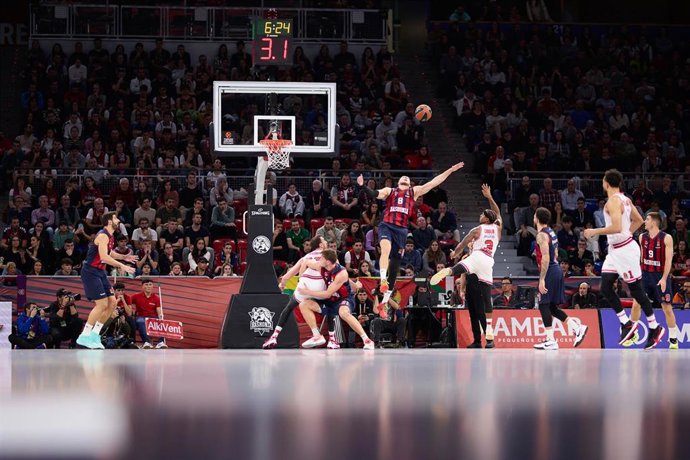 Imagen del Baskonia-Olympiacos en el Fernando Buesa Arena de la Euroliga 23-24