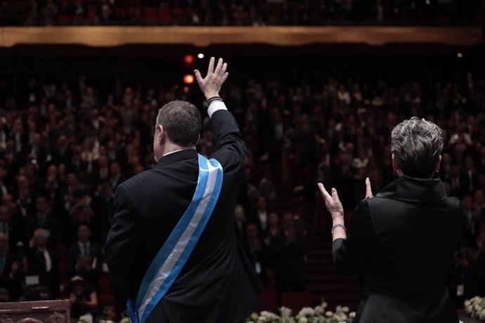 Bernardo Arévalo en la ceremonia de investidura como presidente de Guatemala