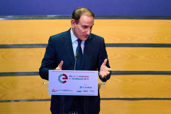 Archivo - El presidente de la Confederación de Empresarios de Andalucía (CEA), Javier González de Lara. Imagen de archivo.
