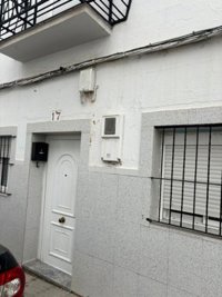 El dispositivo contra el terrorismo yihadista en Mérida actúa en una vivienda en San Juan en la que vivía una mujer