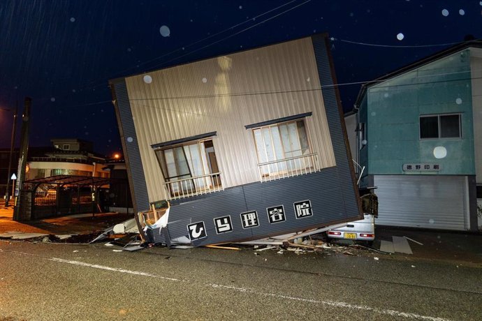 Imagen de archivo de una vivienda tras el terremoto de Año Nuevo en Japón.