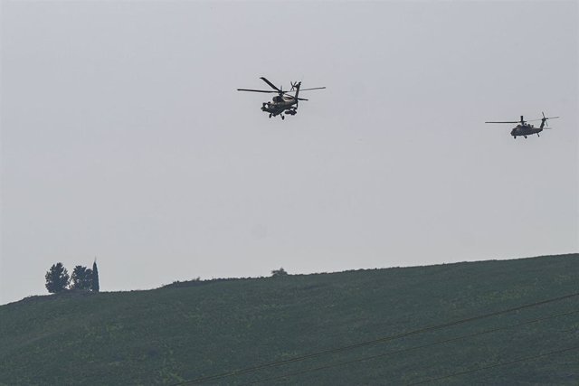 Helicópteros del Ejército de Israel en el norte del país, cerca de la frontera con Líbano (archivo)