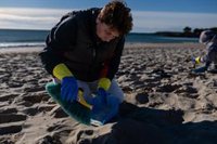 Un comité de expertos evaluará el impacto de los plásticos a medio y largo plazo en las costas gallegas