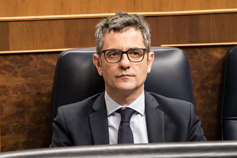 El ministro de la Presidencia, Relaciones con las Cortes y Justicia, Félix Bolaños, durante un pleno en el Congreso de los Diputados, a 19 de diciembre de 2023, en Madrid (España). 