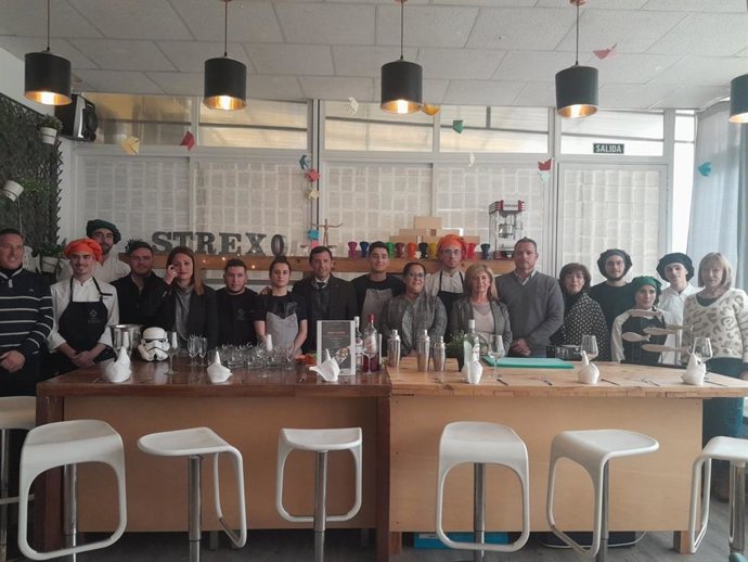 La Junta invertirá 214.000 euros en obras en la cubierta de la Escuela de Hostelería de San Roque