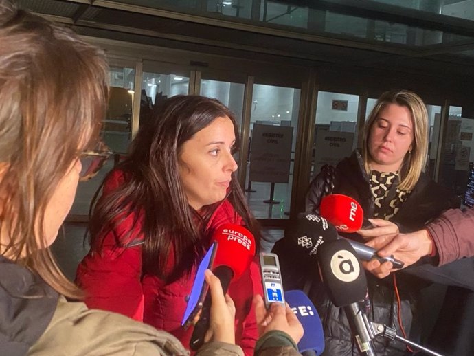 La portavoz de la familia materna del niño asesinado en Sueca, Marta Tur, pide la pena de prisión permanente revisable para el parricida