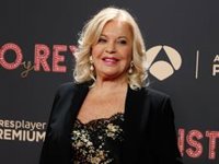 Bárbara Rey pasa página con Ángel Cristo Jr. y regresa exultante a los escenarios. ¡Más vedette que nunca!