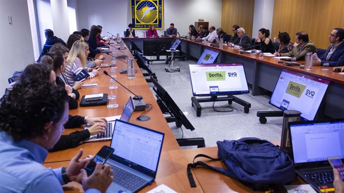 Reunión en el campus de la Pablo de Olavide del sistema emprendedor de Sevilla.