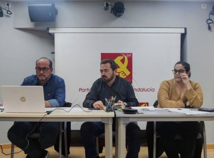 El Comité local del PCA en la ciudad de Sevilla.