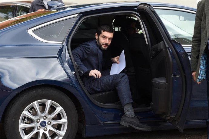 Archivo - El ministro de Derechos Sociales, Consumo y Agenda 2030, Pablo Bustinduy.