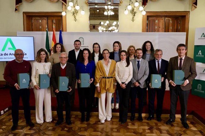 Entrega de resoluciones de subvención del Plan Corresponsables 2023 en Almería.