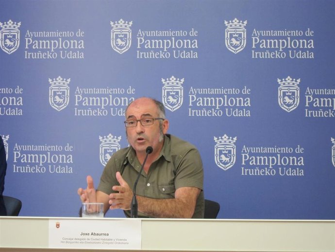 Archivo - Foto de archivo del nuevo concejal delegado de Gobierno Estratégico, Urbanismo, Vivienda y Agenda 2030 del Ayuntamiento de Pamplona, Joxe Abaurrea.