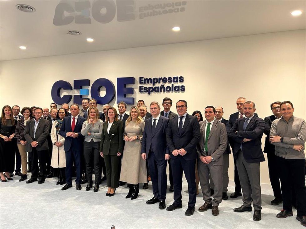 Presentación del 'Manifiesto por el mantenimiento de la economía de Castellón'