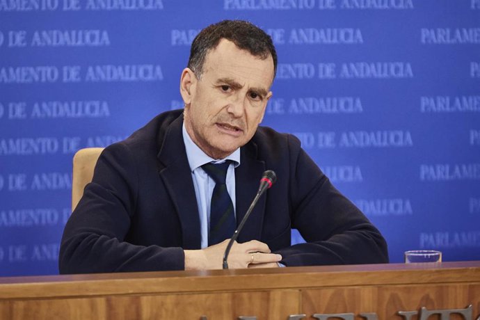 Archivo - El portavoz adjunto del Grupo Parlamentario Popular, Pablo Venzal, en una fotografía de archivo