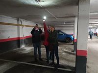 PSOE exige una revisión de los contratos de mantenimiento por el "estado lamentable" de parkings de viviendas de EMVS