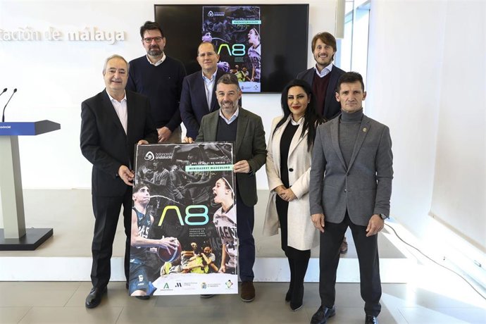 Presentación del campeonato que reunirá  a más de 150 jugadores, nacidos entre 2012 y 2013, que competirán durante tres días en el municipio malagueño de Manilva