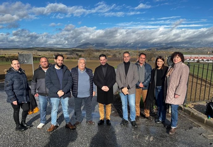 El PSOE reclama inversiones para la 'Víilla'