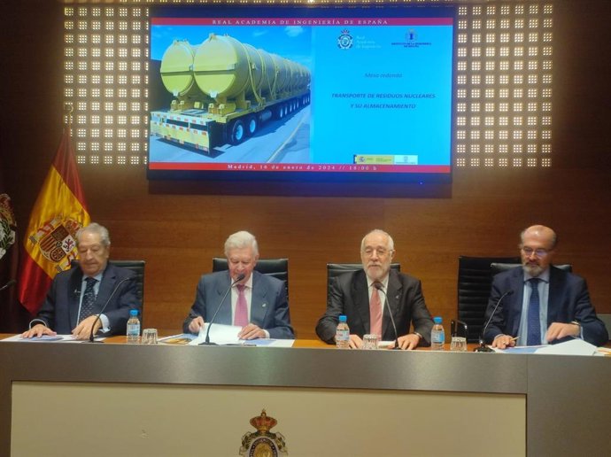 Mesa redonda celebrada por la Real Academia de Ingeniería