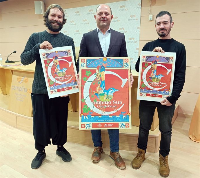 El presidente de la la Campiña Sur Cordobesa, Miguel Ruz (centro), presenta la campaña que llevará la entidad a Fitur.
