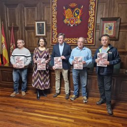 La alcaldesa de Teruel,  Emma Buj, ha presentado el VI Rally 'Ciudad Mudéjar'.