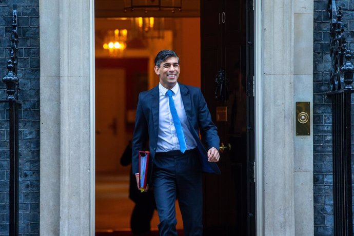 January 10, 2024, London, England, United Kingdom: UK Prime Minister RISHI SUNAK leaves 10 Downing Street for the first PMQs of 2024.