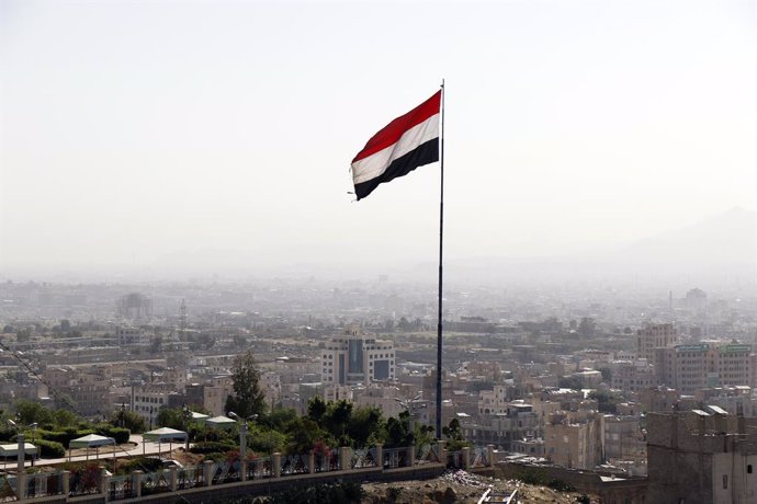 Archivo - Arxivo - Imatge d'arxiu d'una bandera del Iemen