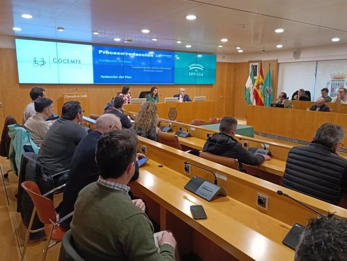 Jornada informativa sobre los planes de accesibilidad en municipios desde ayuntamientos dentro del 'Más Sevilla'